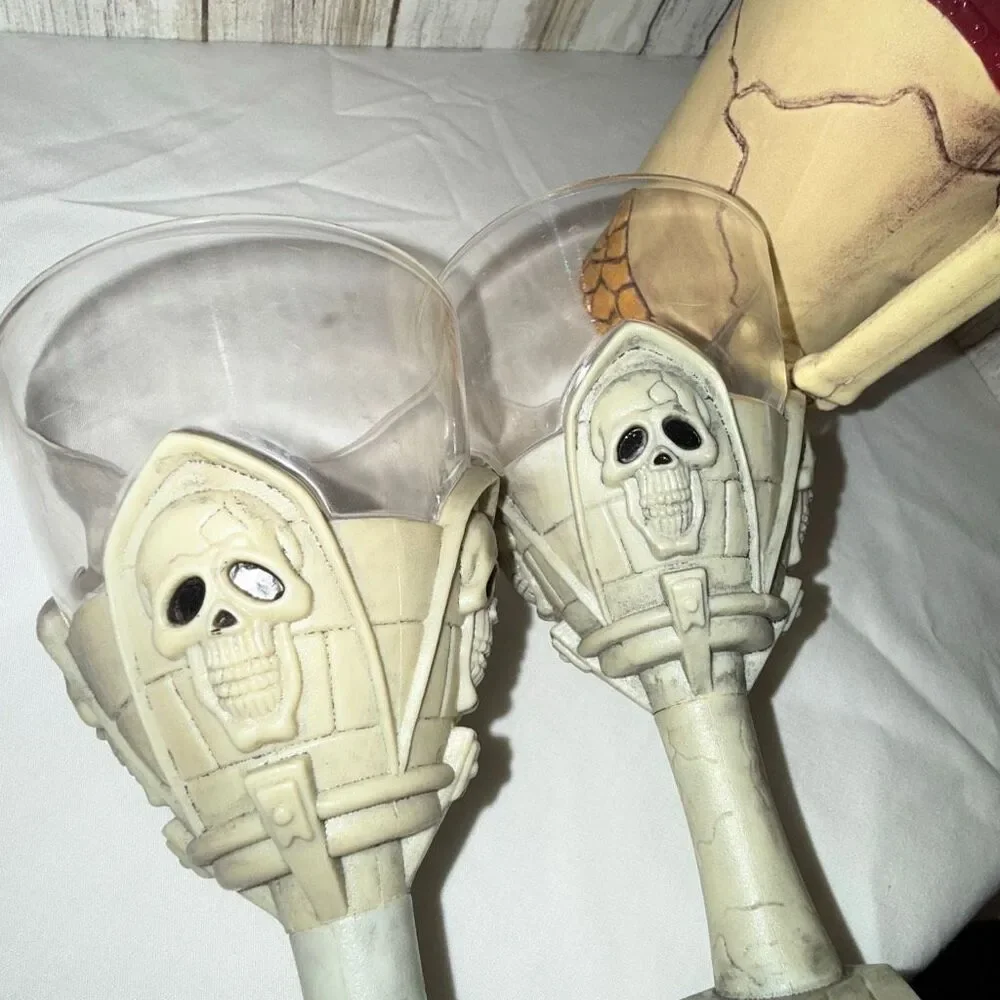 Gothic Skull Mug & Chalice Set | Halloween Pirate Drinkware Trio | Resin & Ceram